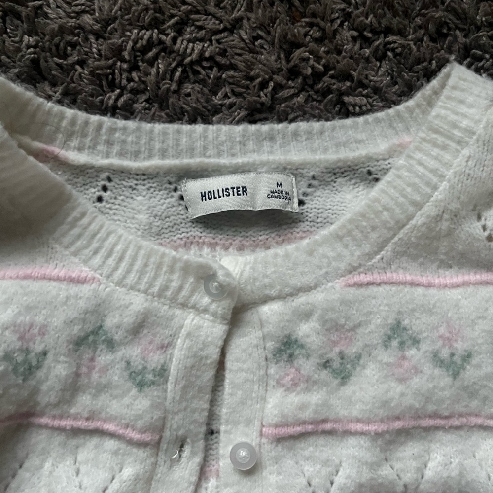 Hollister Floral Cardigan - Picture 3 of 4